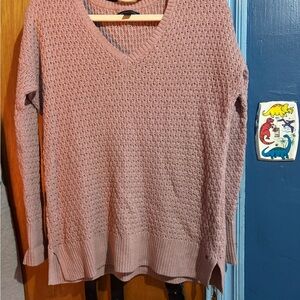 AMERICAN EAGLE SWEATER